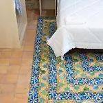 ゲストハウス Porta Trapani & エーリチェ