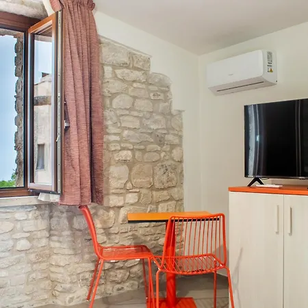Pensionat Porta Trapani & 3*