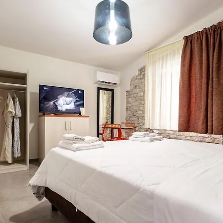 Porta Trapani & Pensionat 3*
