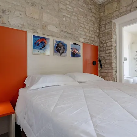 Porta Trapani & Pensionat 3*