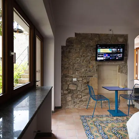 Porta Trapani & 3*
